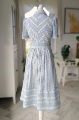 PRZEDSPRZEDAŻ Sukienka FLORENTYNA  romantyczna lekkość w błękitnych paskach, bawełniana.