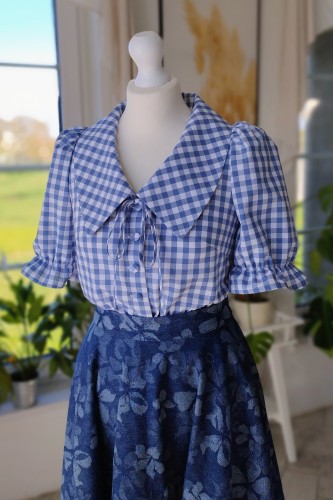 Koszula HANIA  bawełniana w niebiesko-białą kratę.