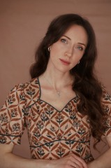 PRZEDSPRZEDAŻ Sukienka LILIANA karmelowa elegancja w stylu retro, bawełniana.