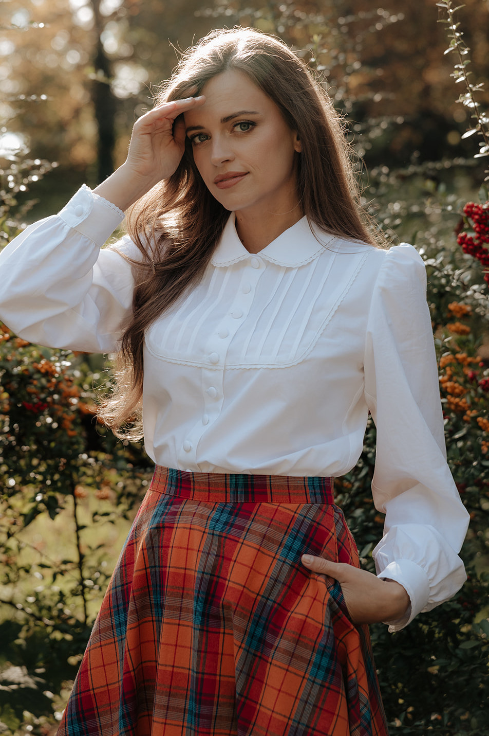 Koszula IMELDA biała bawełniana z koronkami.