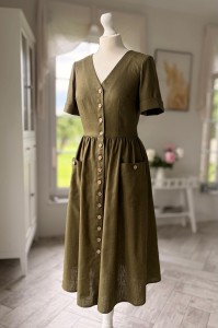 sukienka Mila khaki  bok.jpg