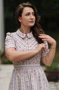 sukienka Florentyna róż zbliżenie.jpg